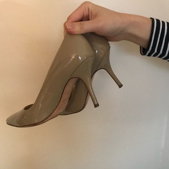 Cole haan size7 pumps - Picture 3 of 5